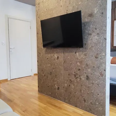 Apartamento Elegant With Urban Charm Podgorica